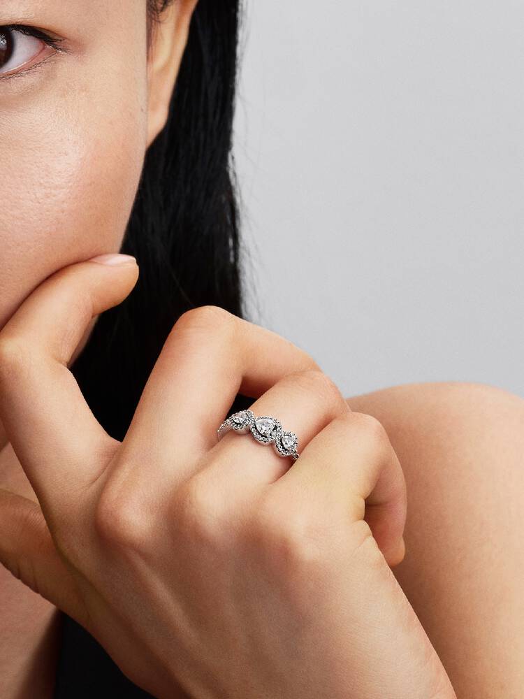 Strahlenkranz Herz Trilogie Ring Sterling-Silber