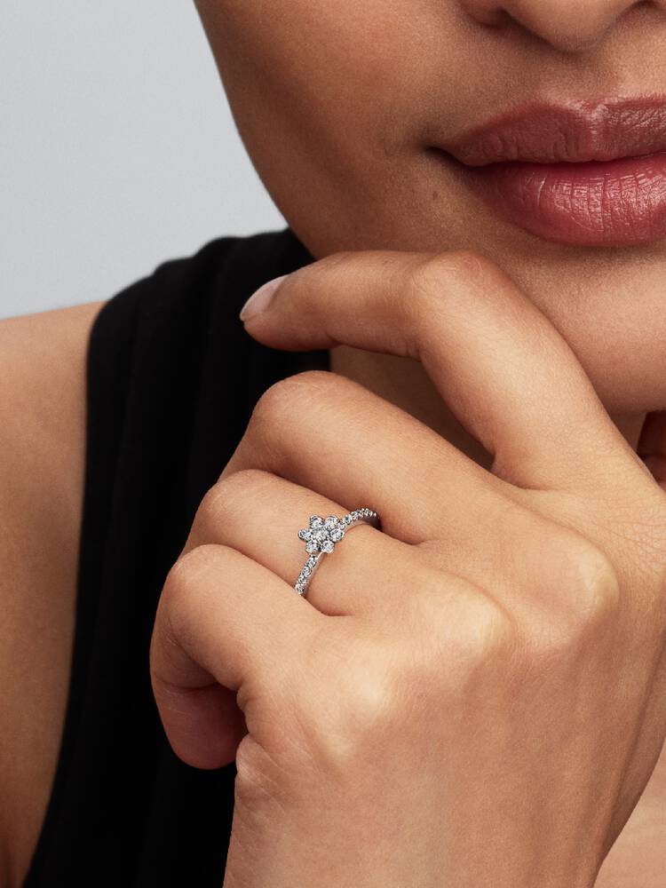 Funkelnde Blume Ring Sterling-Silber