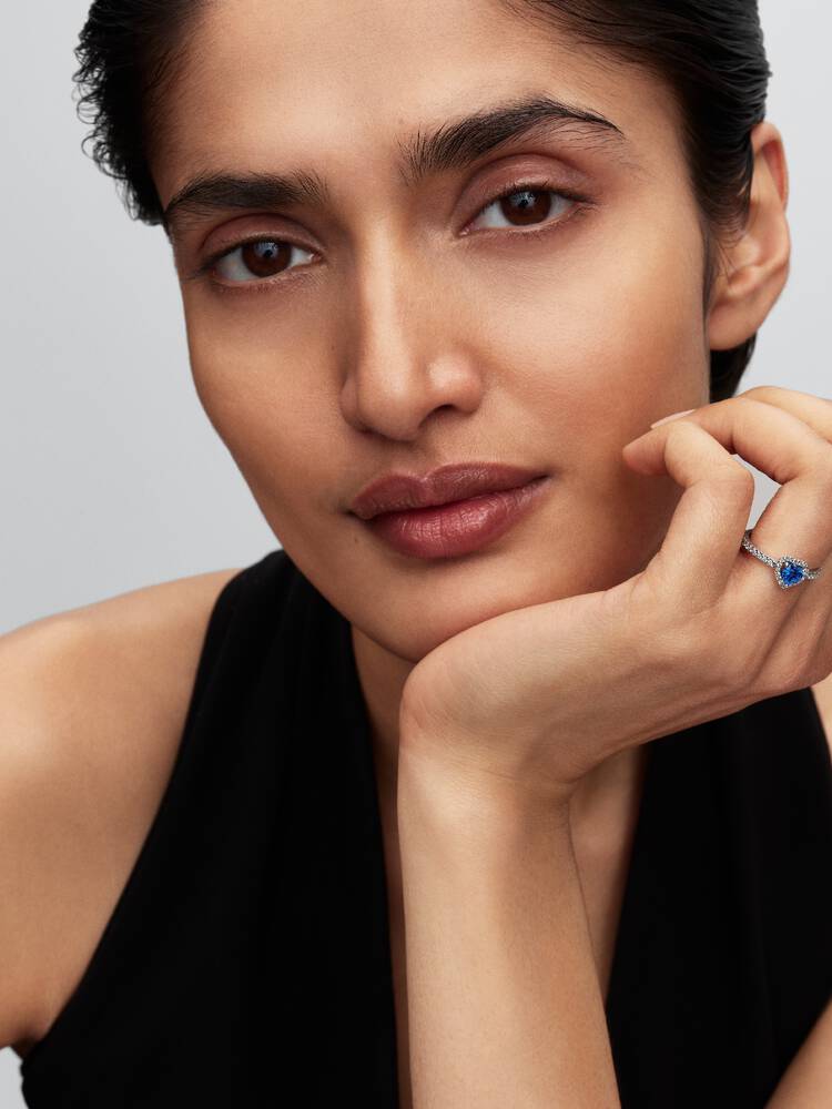 Erhabenes Prinzessinnenblaues Herz Ring Sterling-Silber