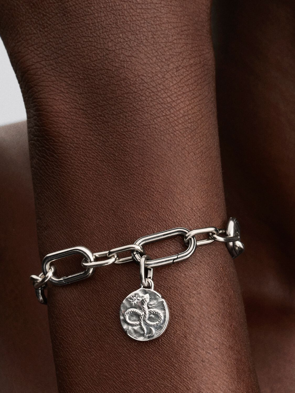 Schlange Unendlichkeitsmedaillon-Charm Sterling-Silber Zweitbild