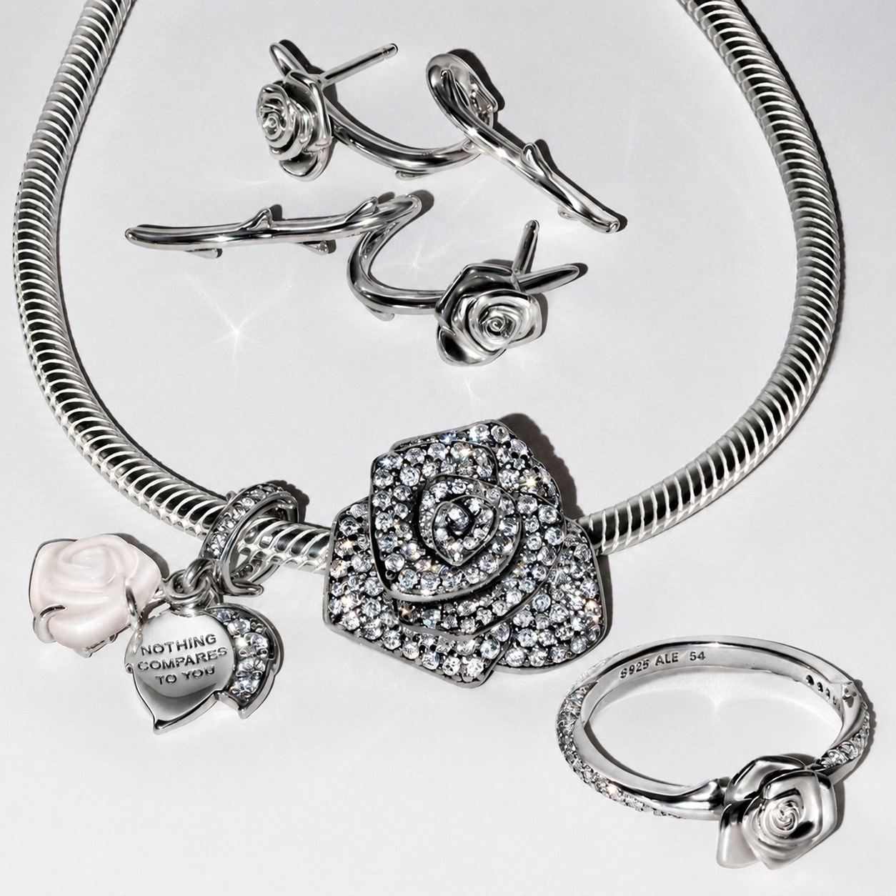 Charm Zirkonia Weiss Funkelnd Rund Vergoldet